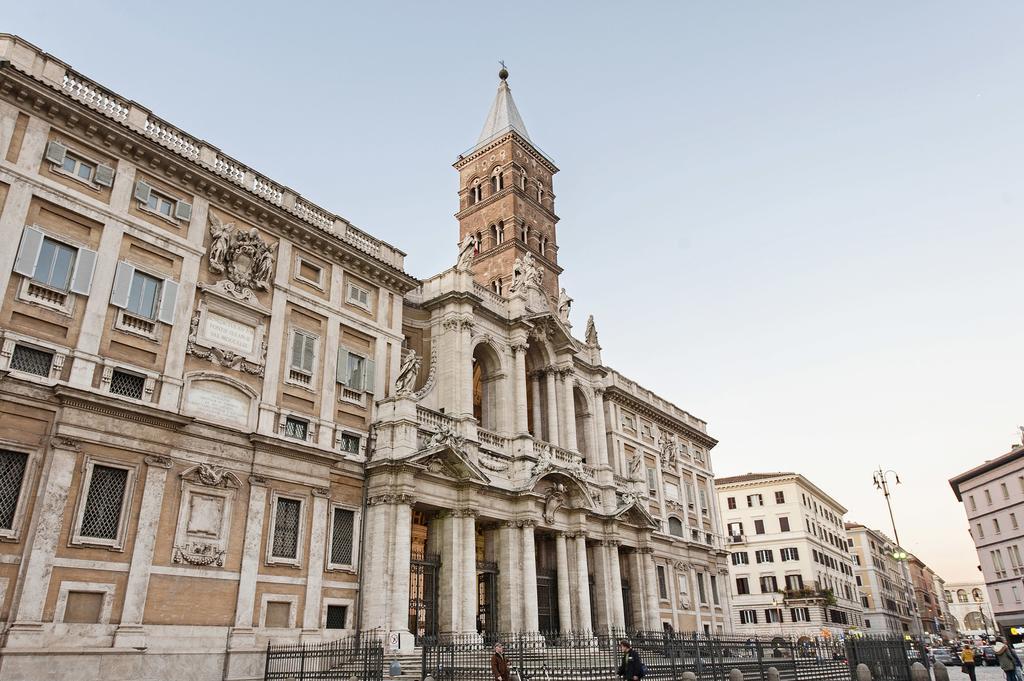 White Flat Colosseo Rom Exterior foto