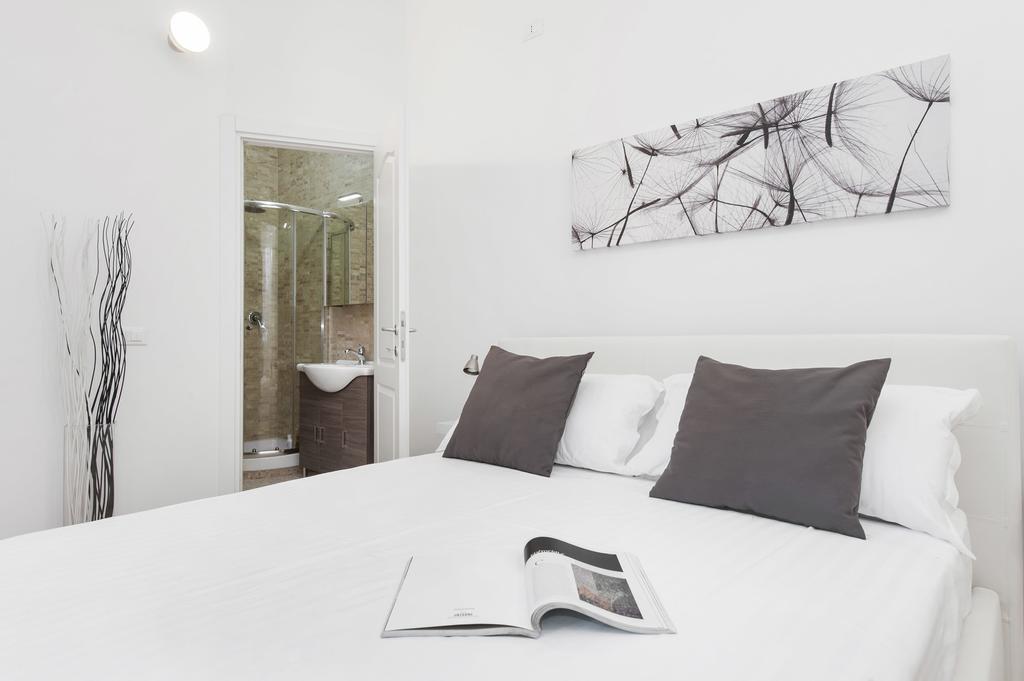 White Flat Colosseo Rom Zimmer foto