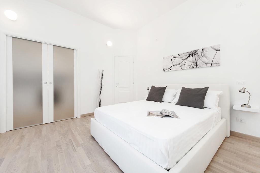 White Flat Colosseo Rom Zimmer foto